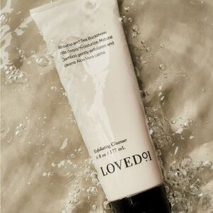 LOVED01 Skincare Exfoliating Cleanser